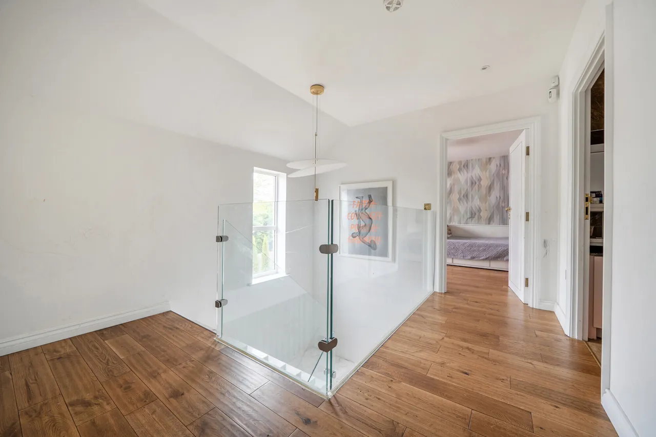Well Grove, Whetstone, N20, photo 18
