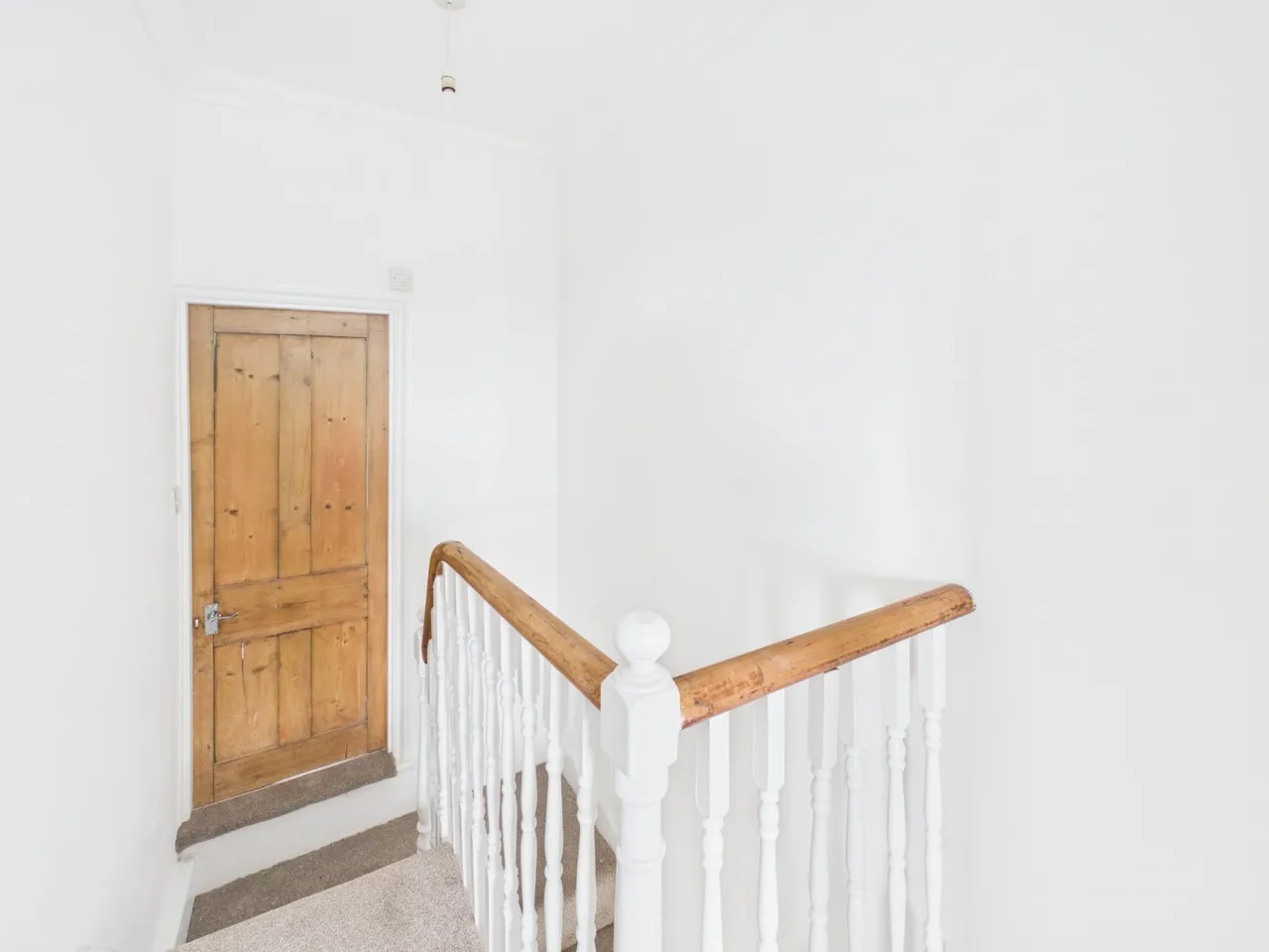 Chapel Park Road, Addlestone, KT15, photo 18