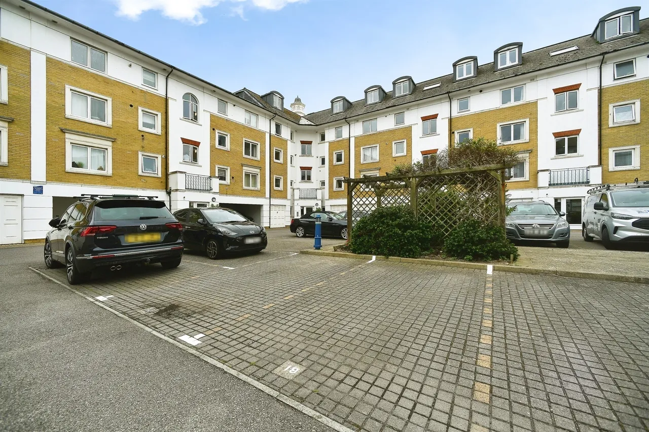The Strand, Brighton Marina Village, Brighton, photo 12