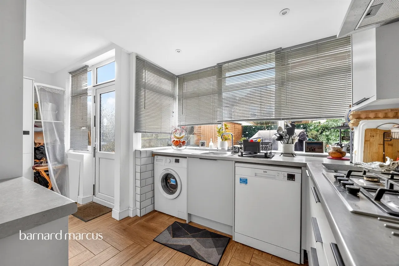 Addiscombe Court Road, Croydon, CR0, photo 6