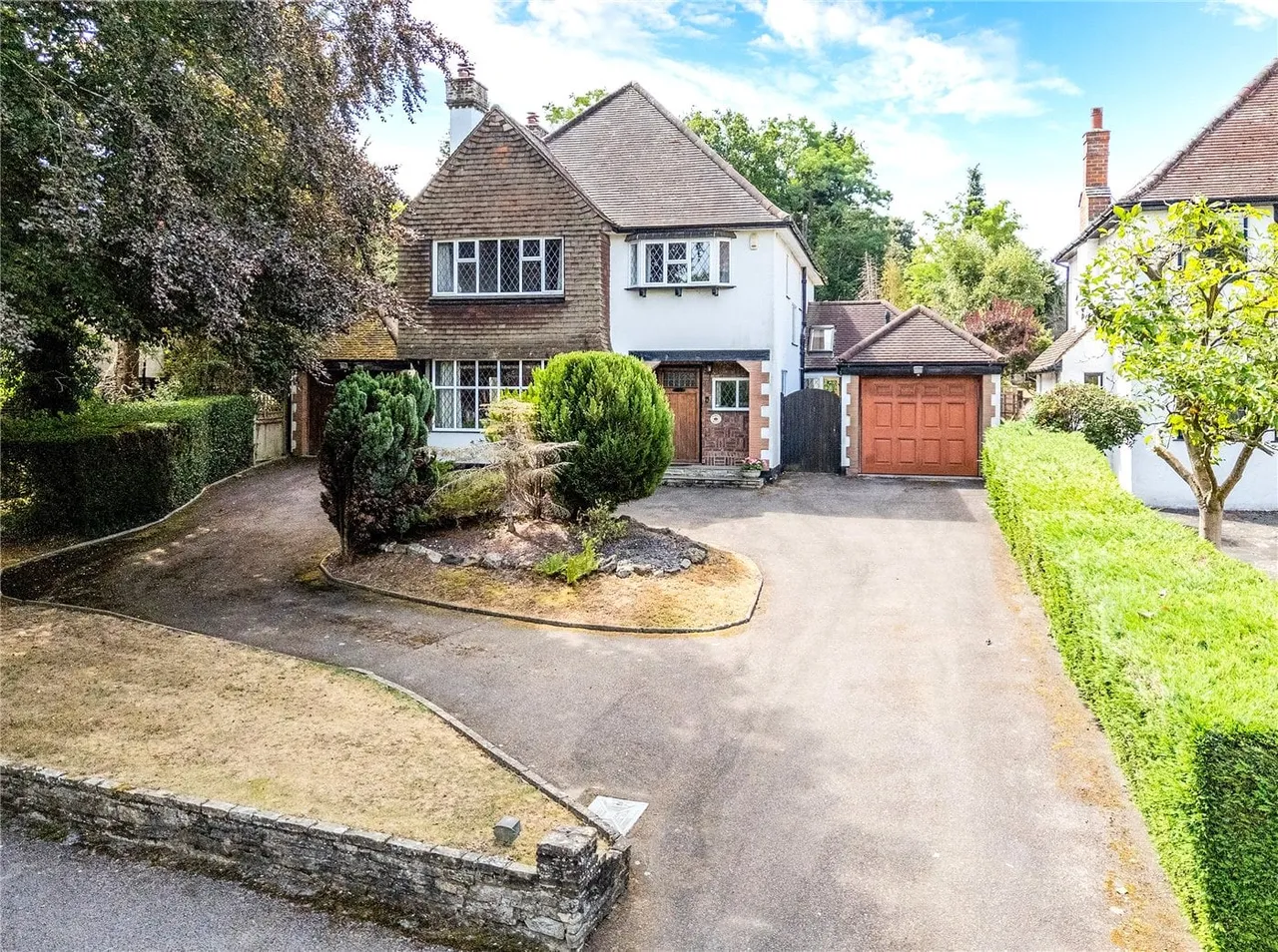 4 bed house for sale — West Way, Carshalton, SM5
