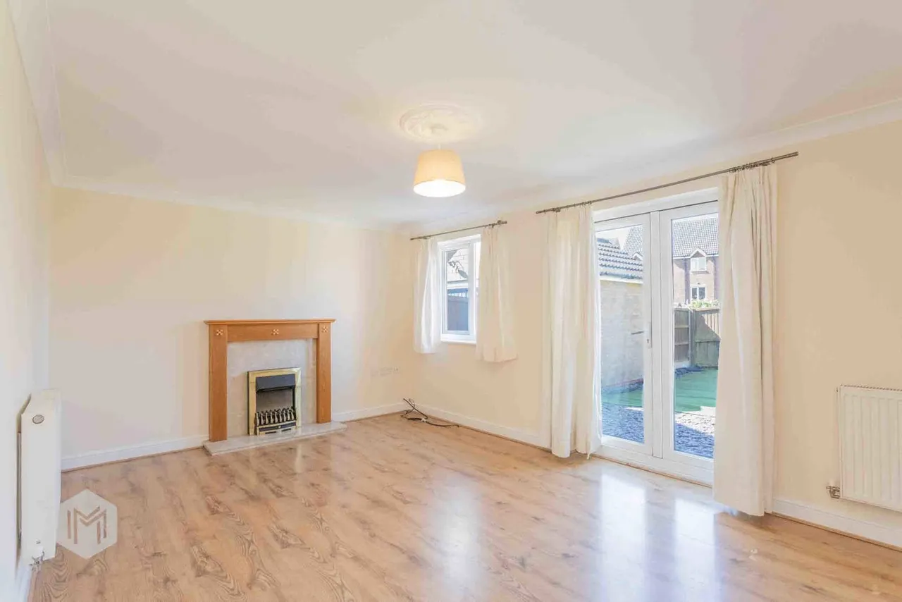 Lee Bank, Westhoughton, Bolton, BL5 3HQ, photo 2