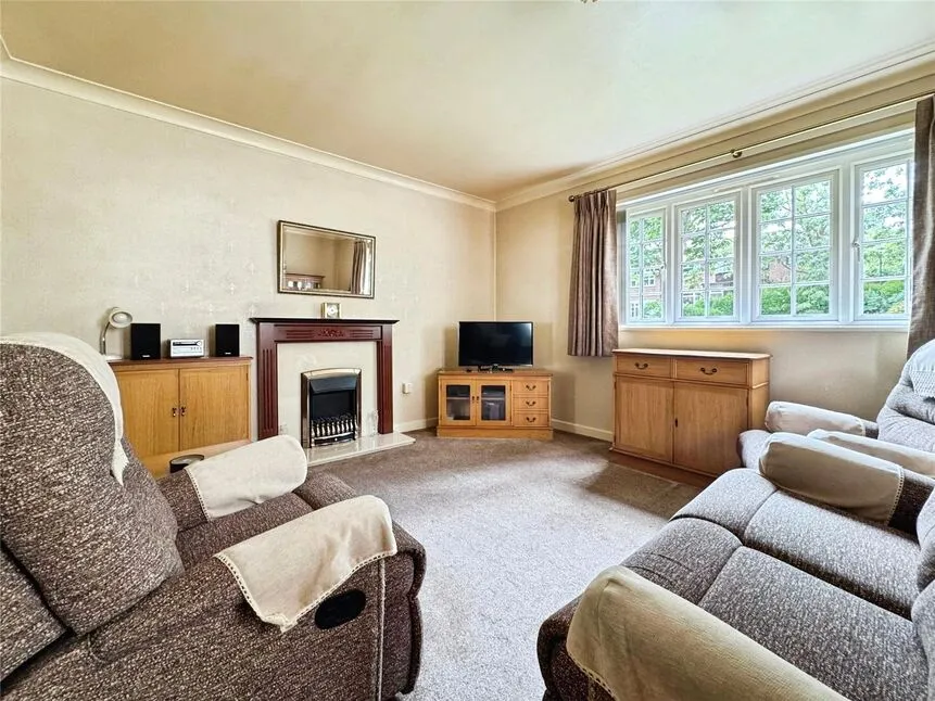 Well Hall Road, London, SE9, photo 12