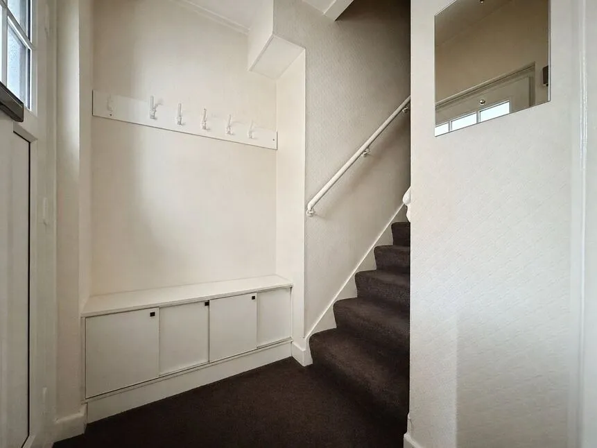 Well Hall Road, London, SE9, photo 10