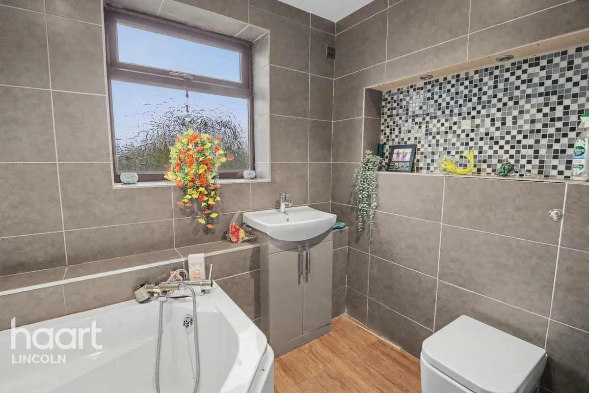 Digby Close, Lincoln, LN6, photo 20
