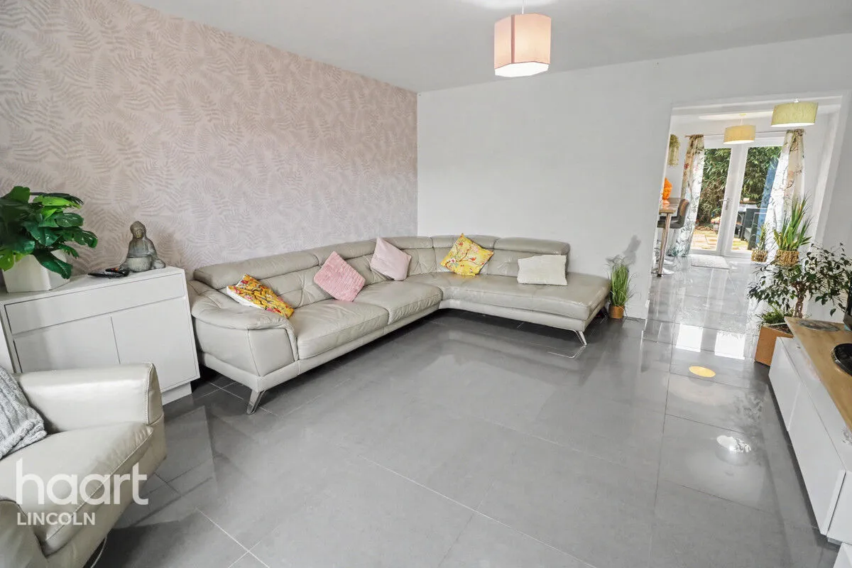 Digby Close, Lincoln, LN6, photo 4