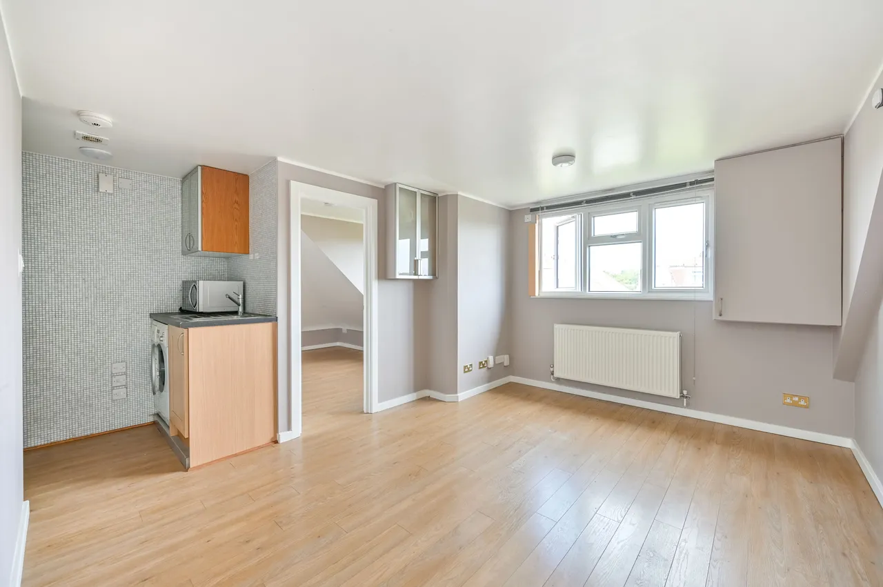 Top Floor Rear, 108 Noel Road, London, photo 2
