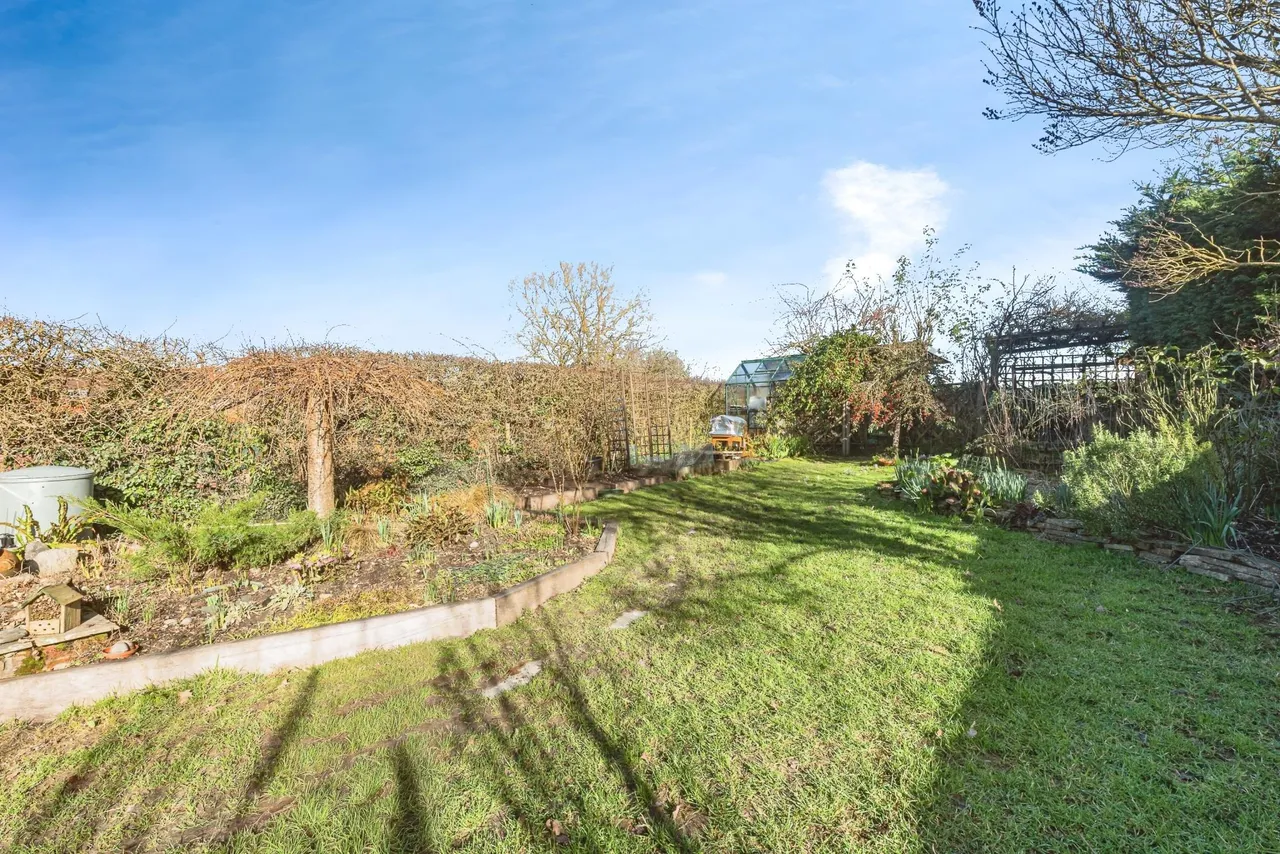 New Road, Tadley, RG26, photo 4