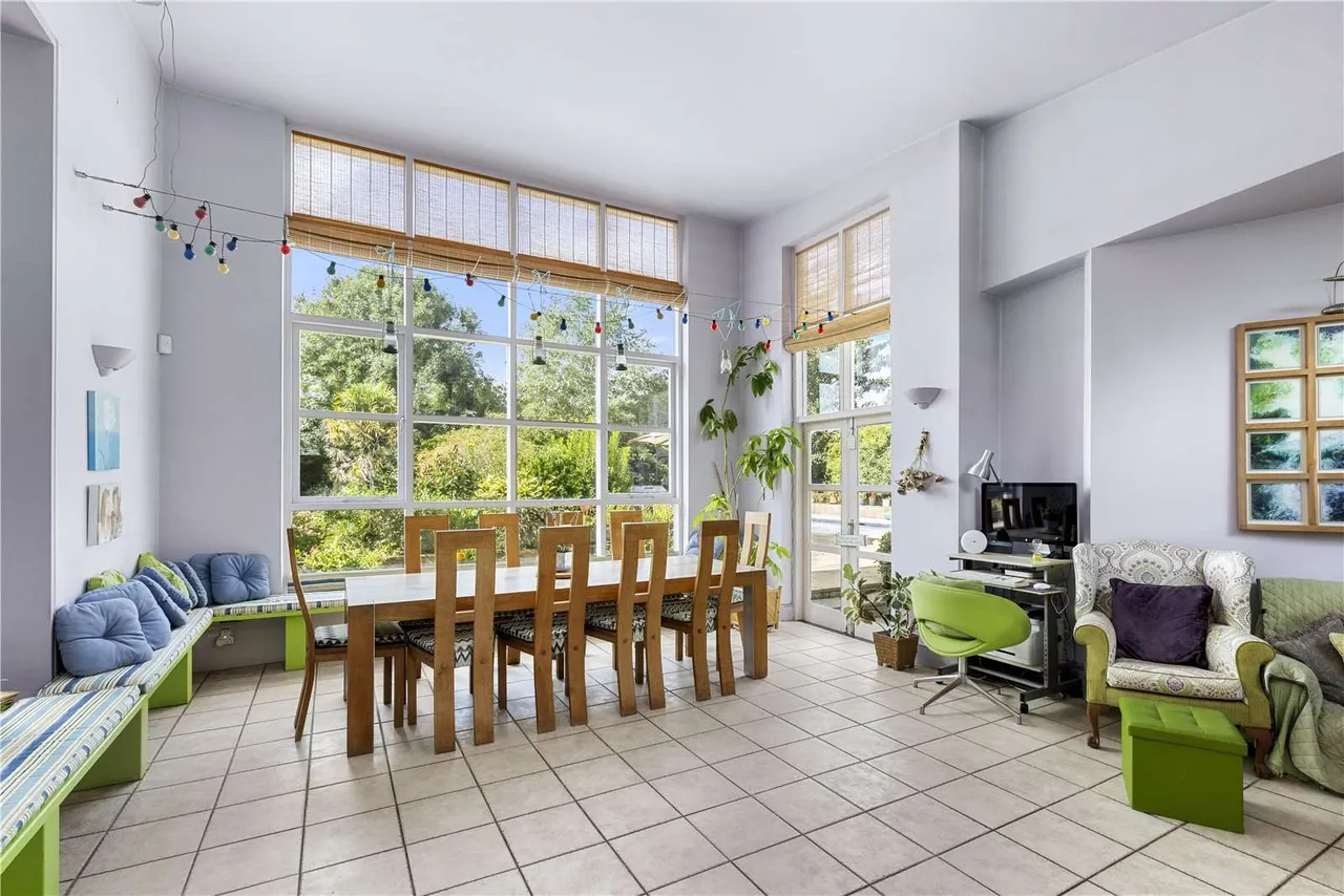 Church Road, Aldingbourne, Chichester, West Sussex, PO20 3TT, photo 8