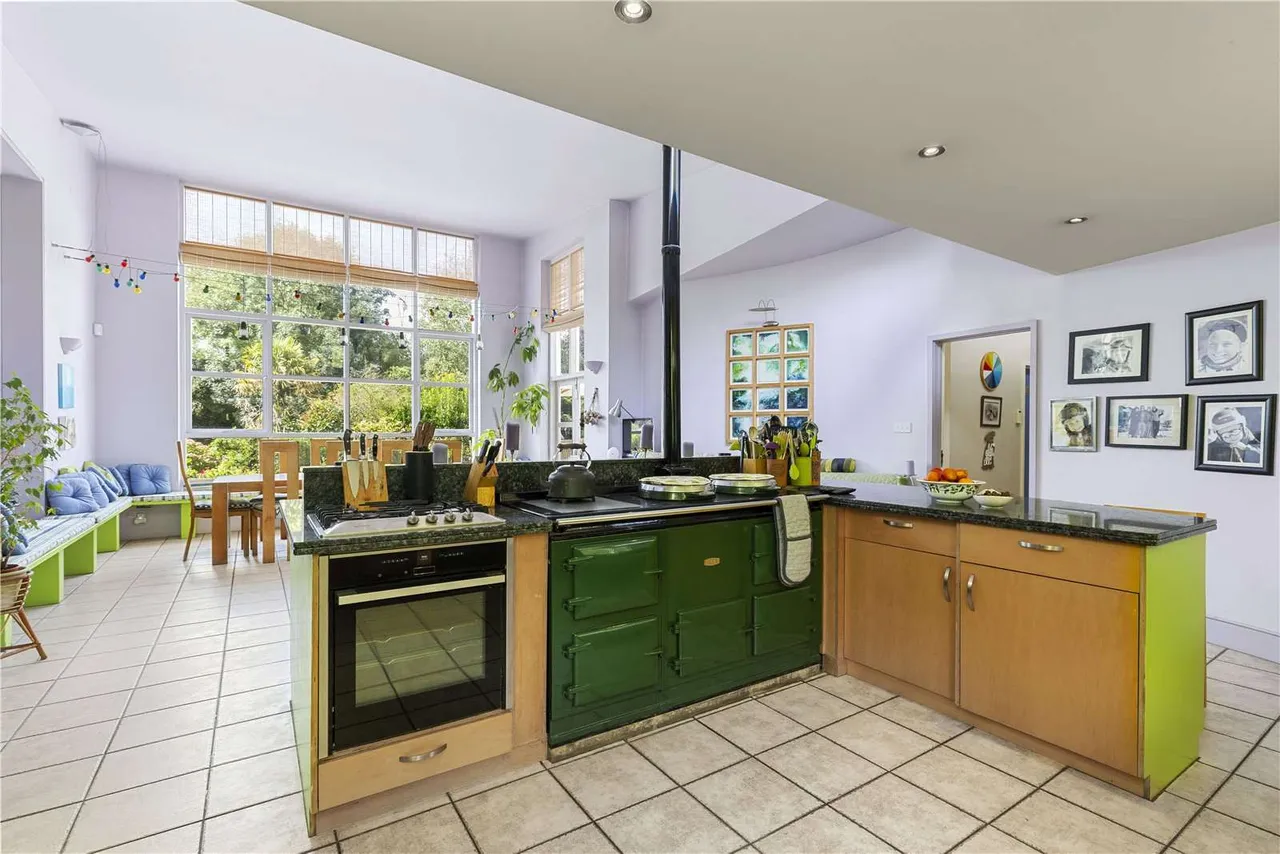 Church Road, Aldingbourne, Chichester, West Sussex, PO20 3TT, photo 9