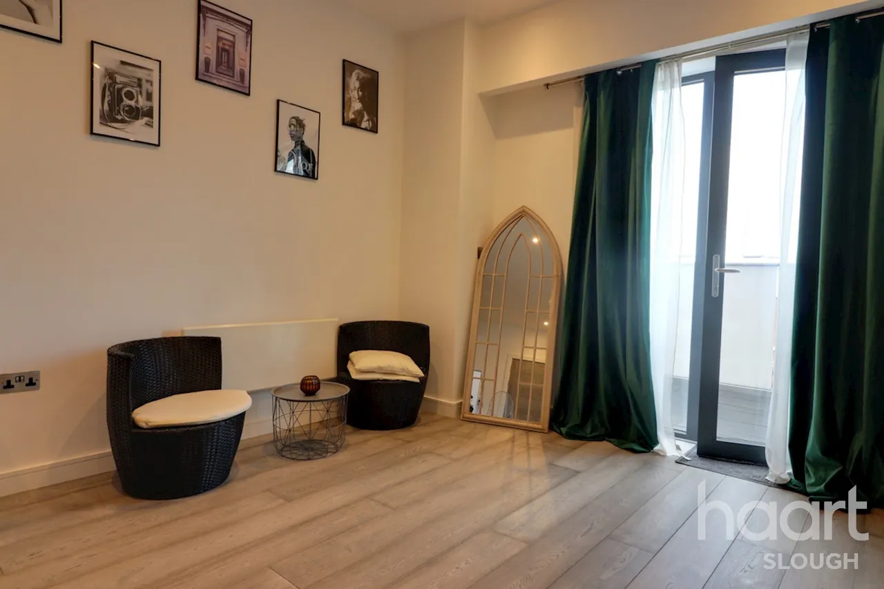 Bath Road, Slough, SL1, photo 3