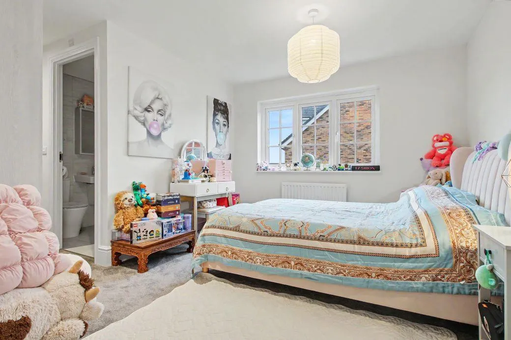 Apollo Chase, Ely, CB7, photo 9