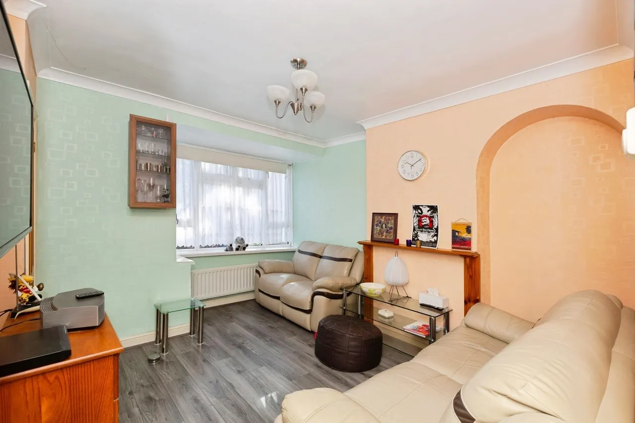 Whiting Avenue, Barking, IG11, photo 7