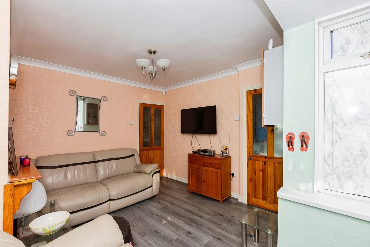 Whiting Avenue, Barking, IG11, photo 6