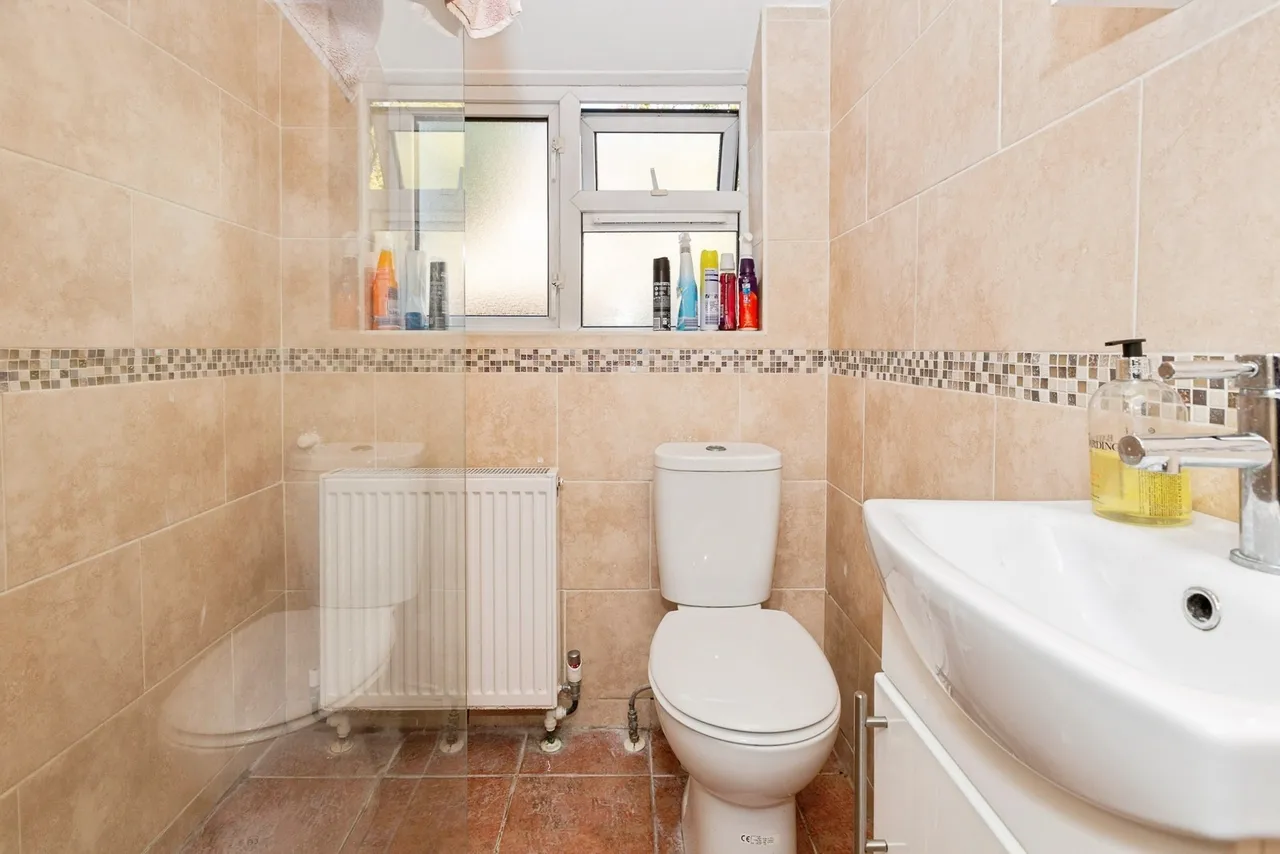Whiting Avenue, Barking, IG11, photo 11