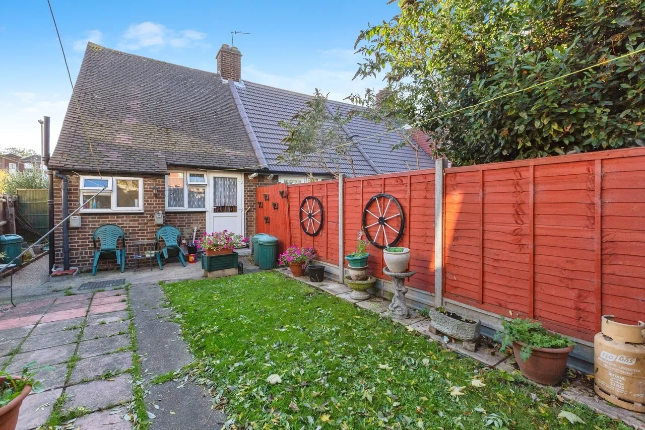 Whiting Avenue, Barking, IG11, photo 15