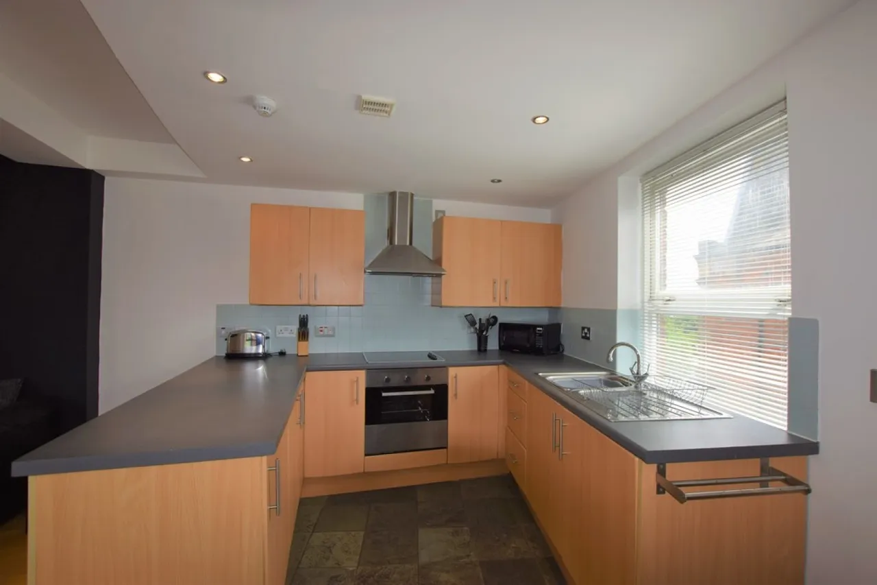 Bridge End Lofts, LS1, photo 3