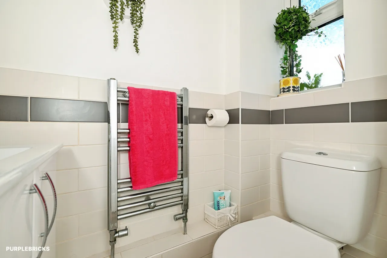 Orchid Close, Sheerness, ME12, photo 7