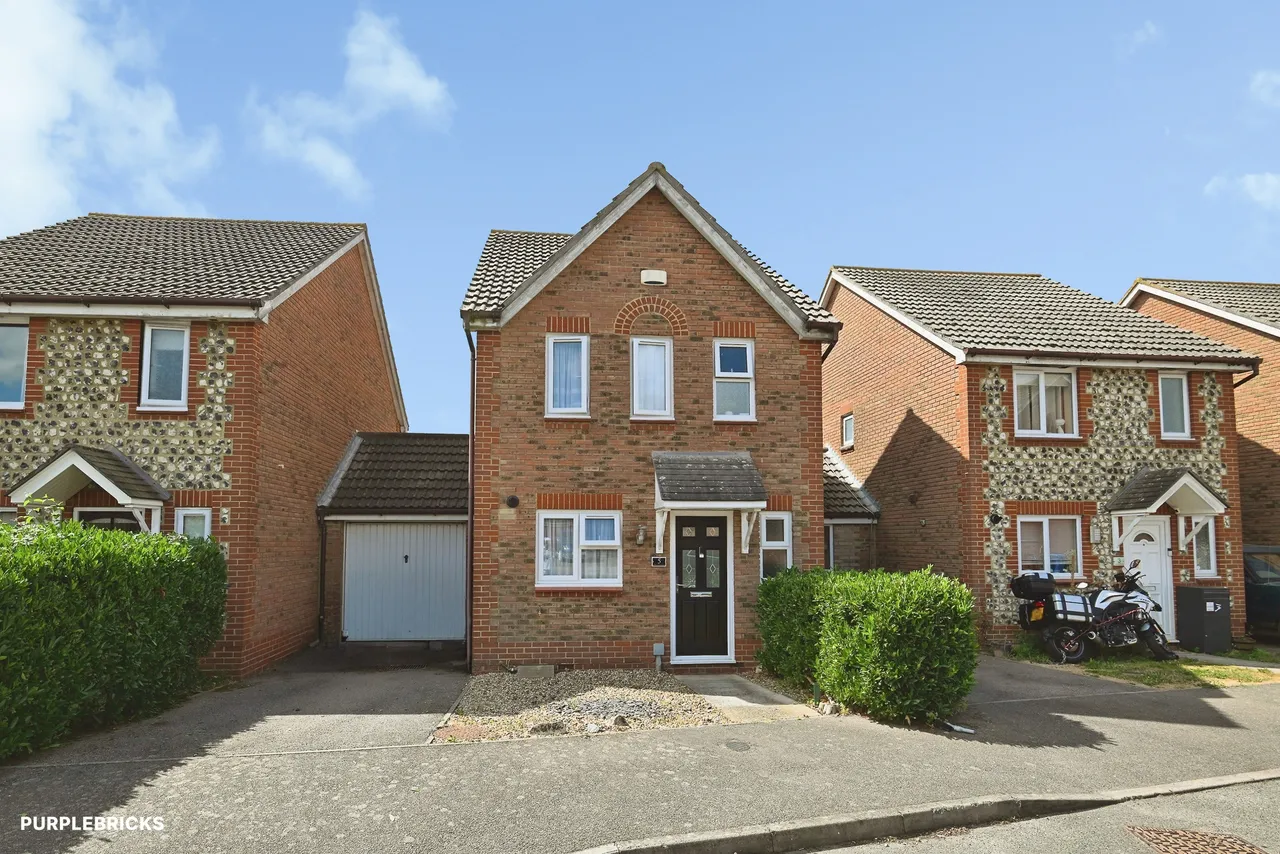 3 bed house for sale, Orchid Close, Sheerness, ME12