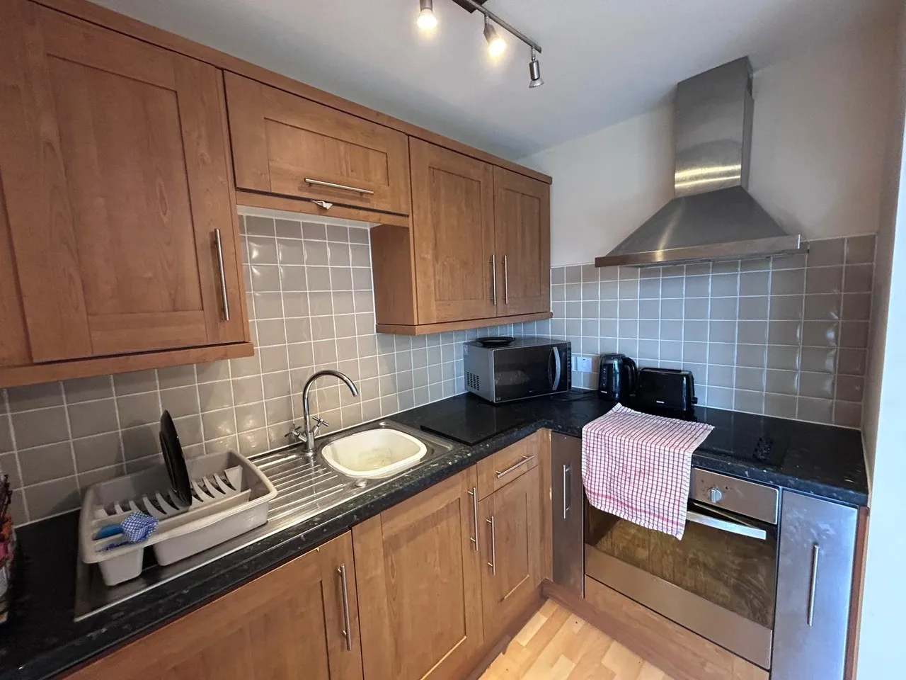 Curzon Street, Burton-on-Trent, DE14, photo 3