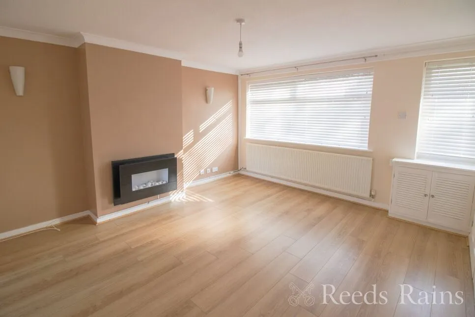 Pennine Walk, Little Sutton, Cheshire, CH66, photo 2
