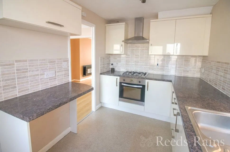 Pennine Walk, Little Sutton, Cheshire, CH66, photo 4