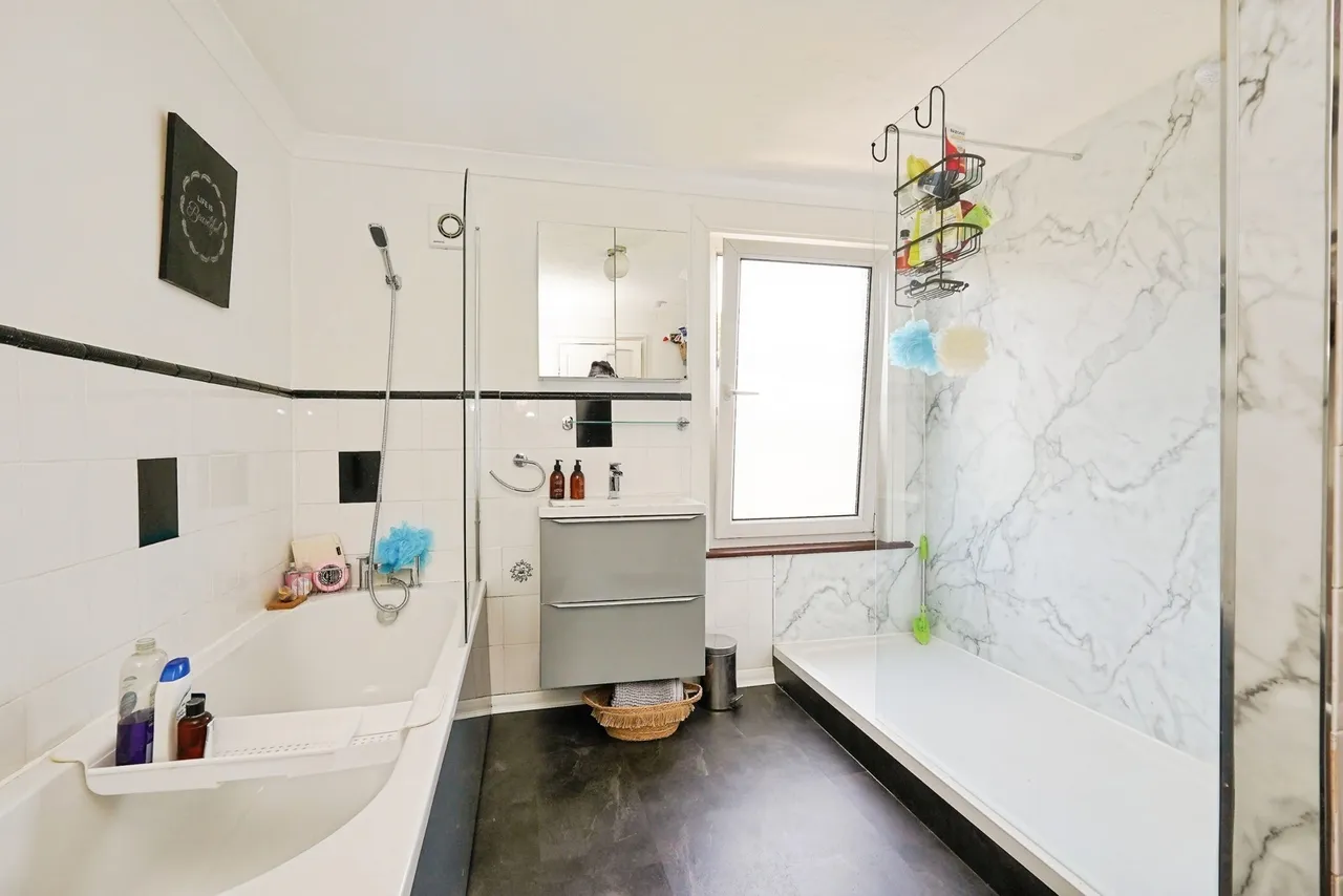 Buckland Avenue, DOVER, Kent, CT16, photo 10