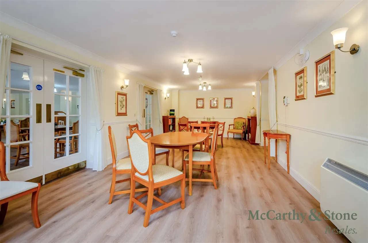 Buckingham Road, Brackley, NN13, photo 18
