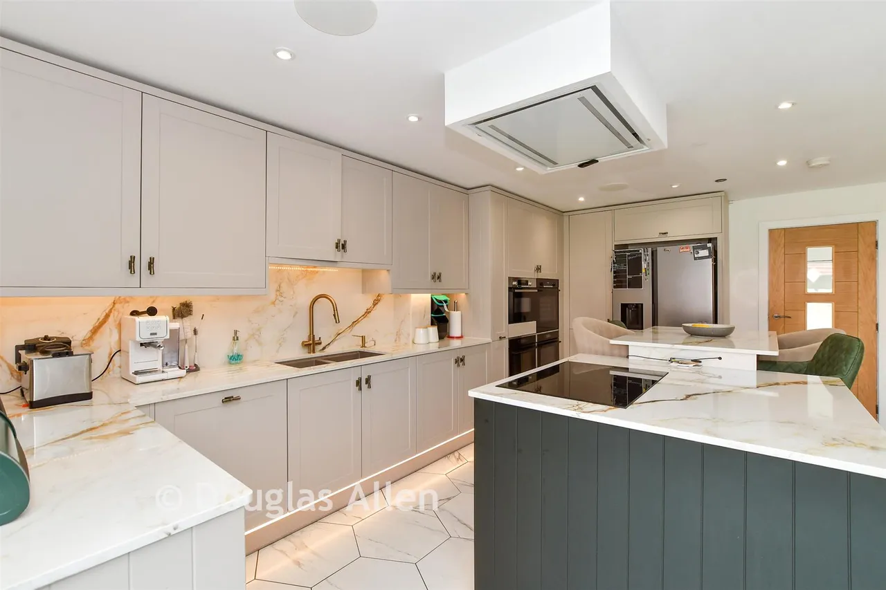 Wick Beech Avenue, Wickford, SS11, photo 5