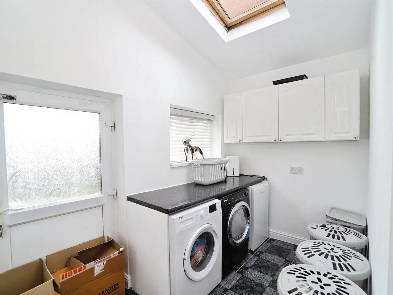 Heol Aneurin Caerphilly, CF83, photo 9