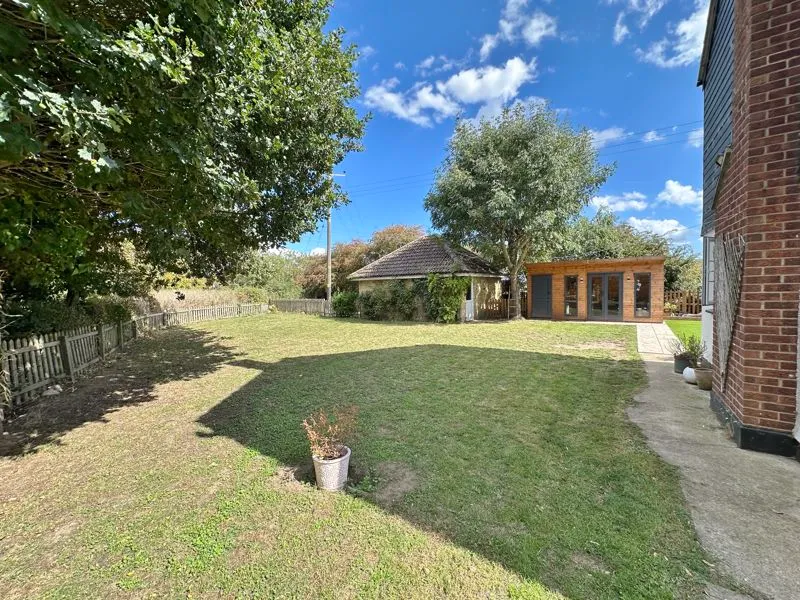 Hornsby Lane, Orsett, RM16, photo 15