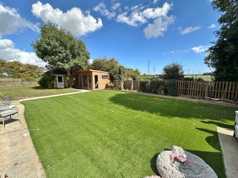 Hornsby Lane, Orsett, RM16, photo 16
