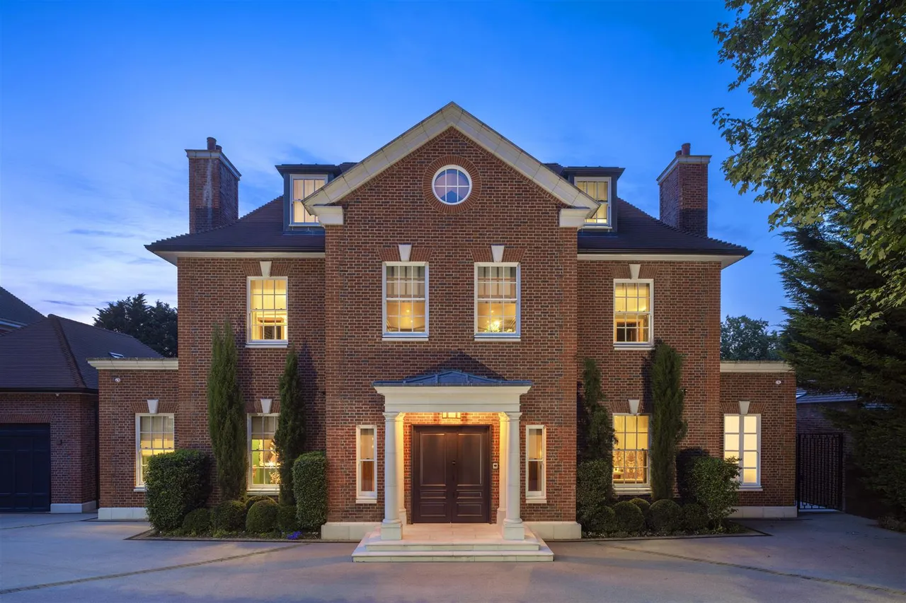 6 bed house for sale — Hampstead Lane, Kenwood, London, NW3 7JP