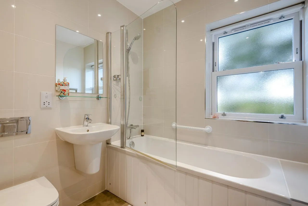 Fowlers Road, Salisbury, Wiltshire, SP1 2QU, photo 11