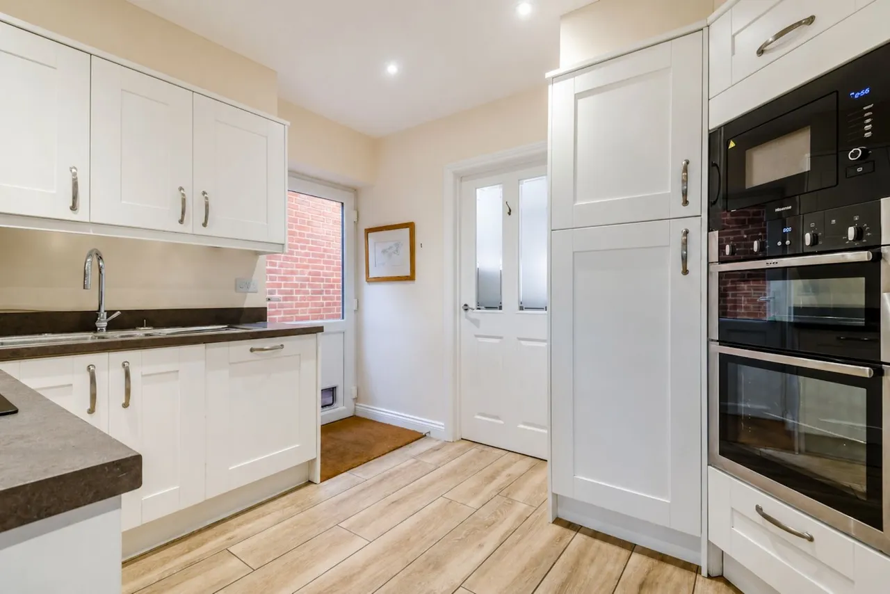 Fowlers Road, Salisbury, Wiltshire, SP1 2QU, photo 4