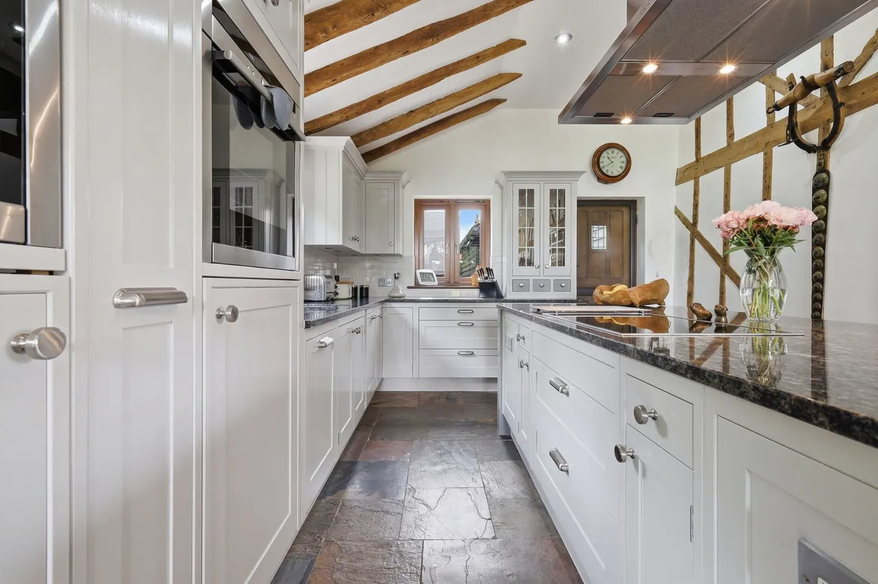 Shonks Mill Road, Navestock, RM4, photo 10