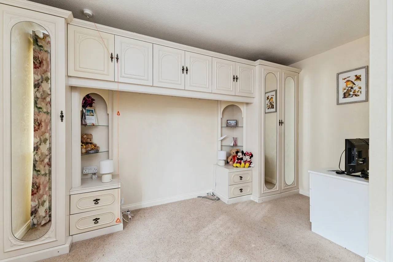 Wycliffe Court, Yarm, Durham, TS15, photo 9