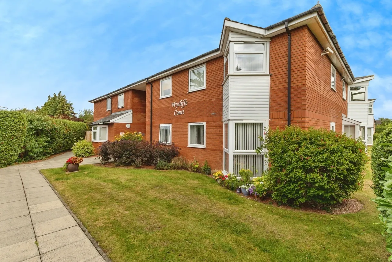 Wycliffe Court, Yarm, Durham, TS15, photo 12