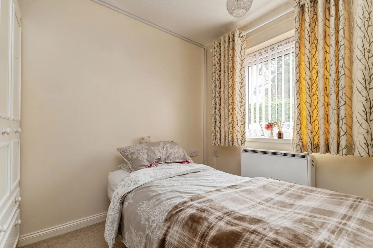 Wycliffe Court, Yarm, Durham, TS15, photo 11