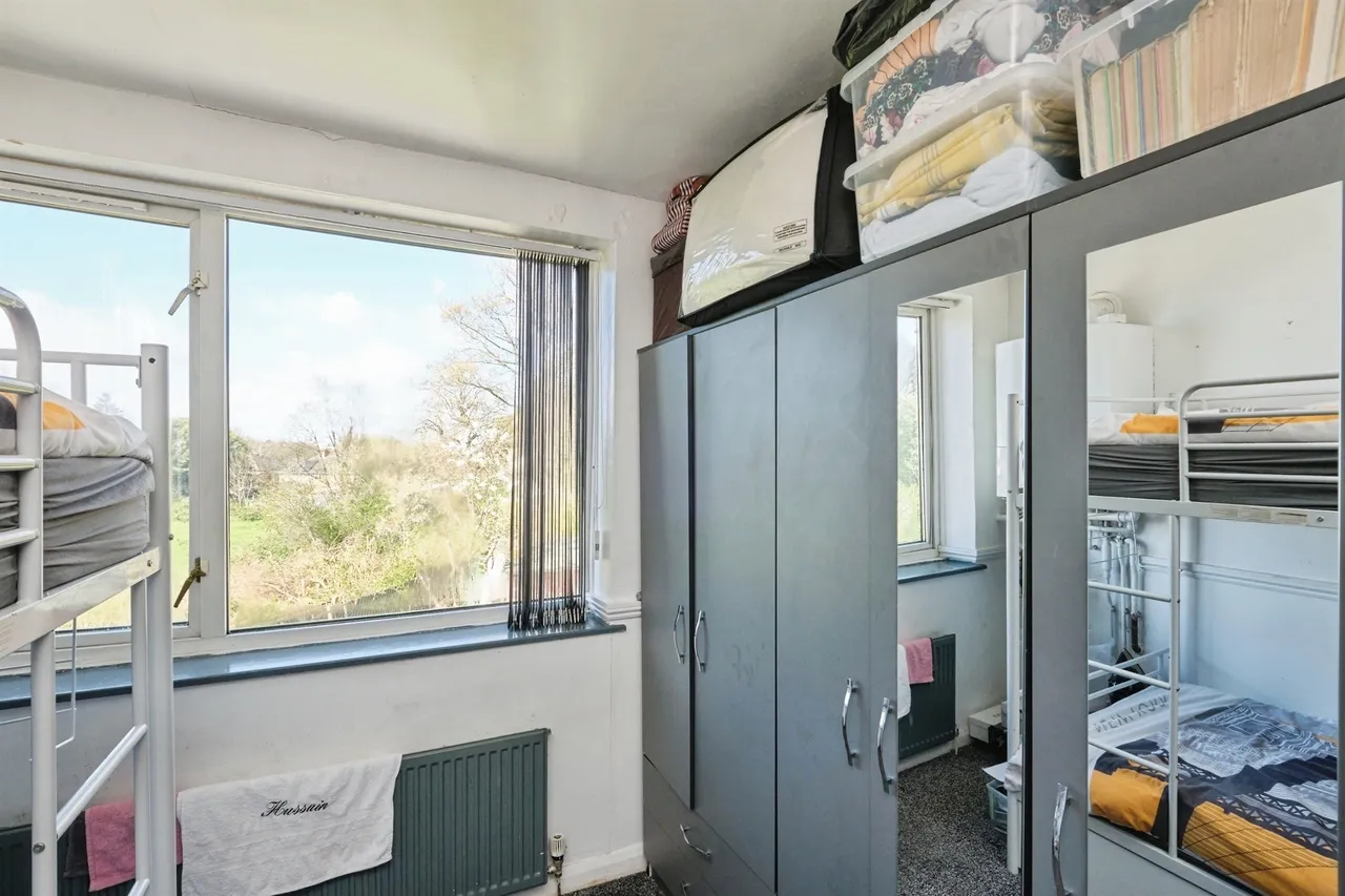 Denton Grove, Stechford, B33, photo 11