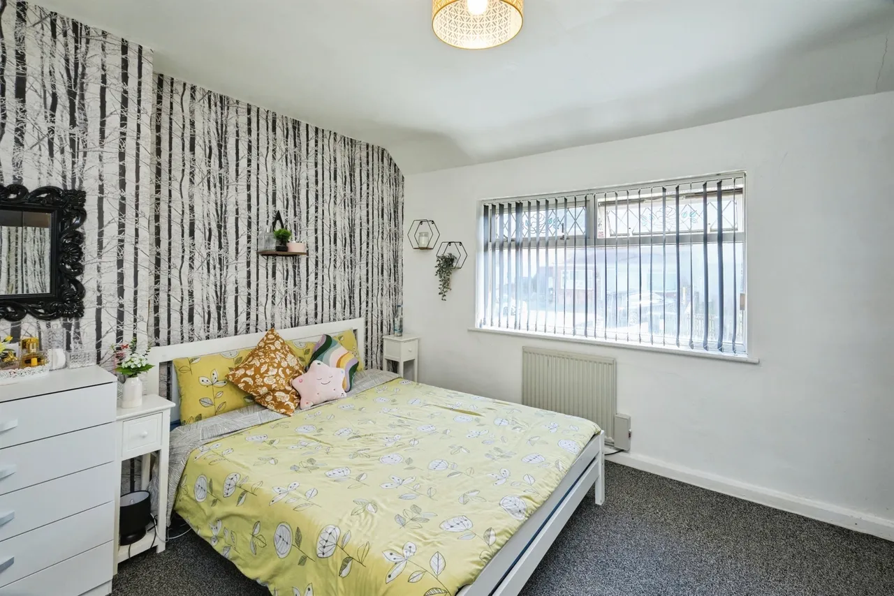 Denton Grove, Stechford, B33, photo 7