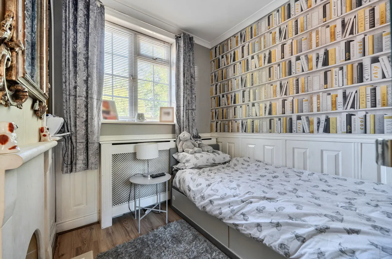 Terrace Road South, Binfield, Bracknell, Berkshire, RG42 4DH, photo 8