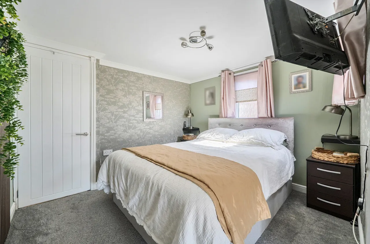 Terrace Road South, Binfield, Bracknell, Berkshire, RG42 4DH, photo 14