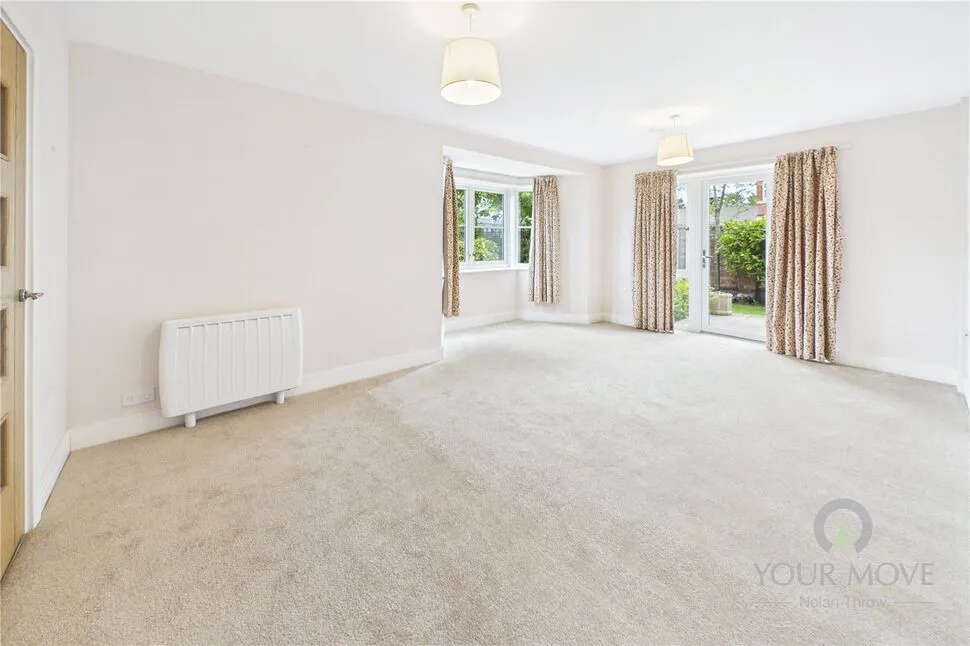 Tresham Close, Kettering, NN15, photo 2