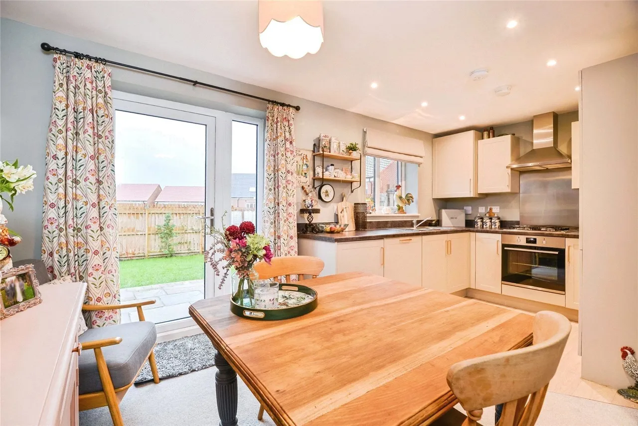 Sparrow Way, Northallerton, North Yorkshire, DL6, photo 9