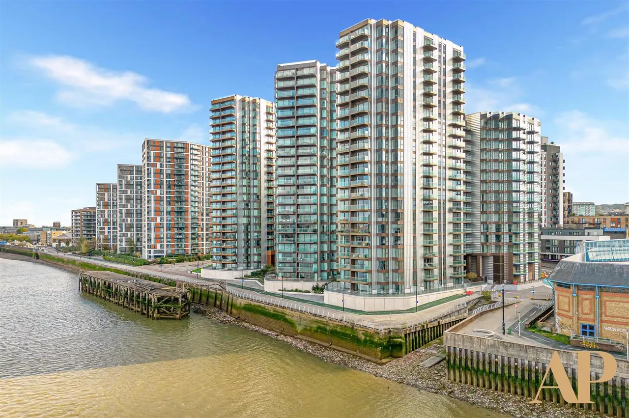Brigadier Walk, London, SE18, photo 15