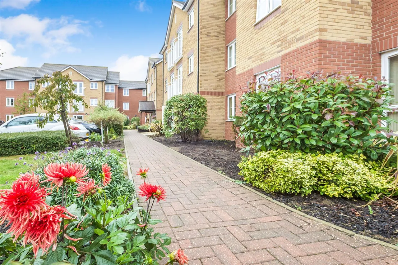 Baldock Road, Royston, SG8, photo 17