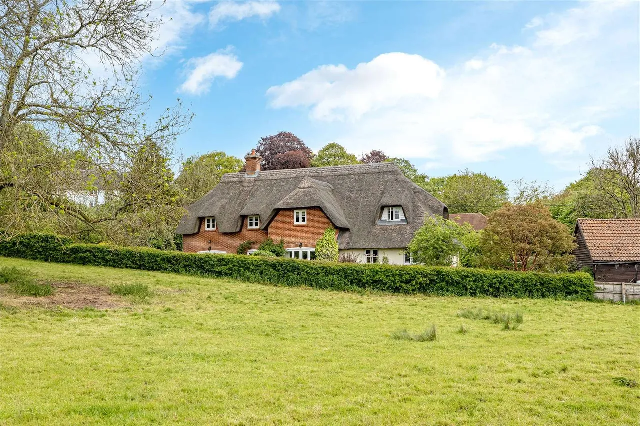 4 bed house for sale — Enford, Pewsey, Wiltshire, SN9 6DJ