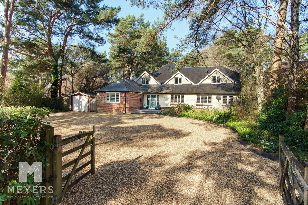 Lions Lane, Ashley Heath, BH24, photo 27