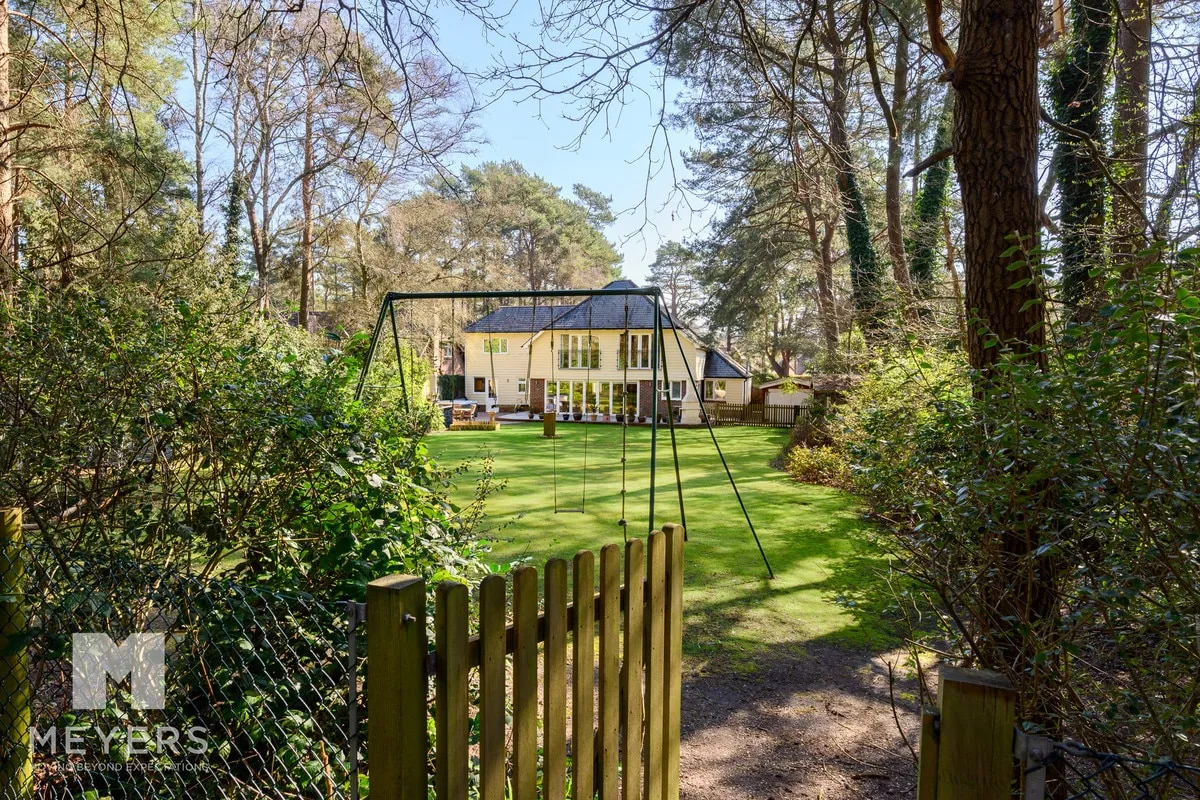 Lions Lane, Ashley Heath, BH24, photo 4
